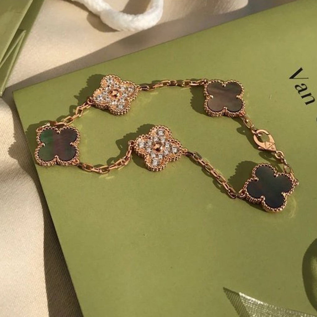 [Lumi] Neue Armbandkollektion „Clover 5 Motive Grau Mop“