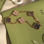 [Lumi] Neue Armbandkollektion „Clover 5 Motive Grau Mop“