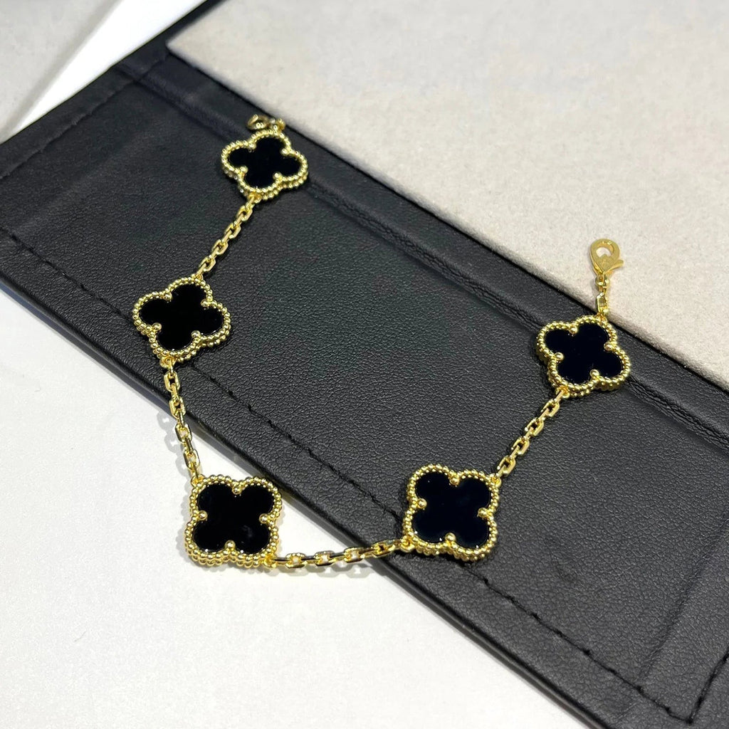 [Lumi] Neue CLOVER 5 MOTIF ONYXS ARMBANDKOLLEKTION