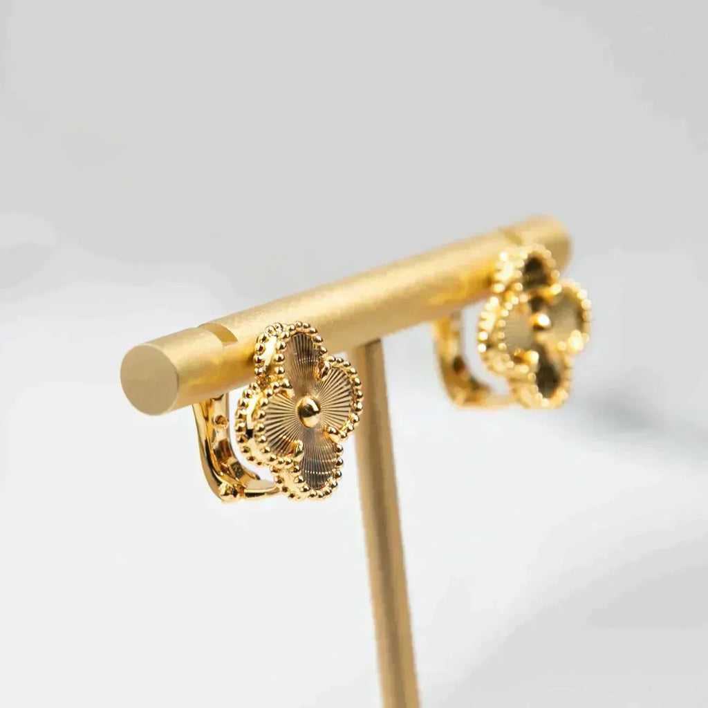 ¡®Lumi¡¯CLOVER MEDIUM 1 MOTIFS LASER EARRINGS