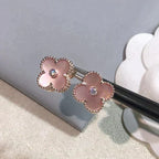 ¡®Lumi¡¯CLOVER MEDIUM 1 MOTIFS  PINK MOP DIAMOND EARRINGS