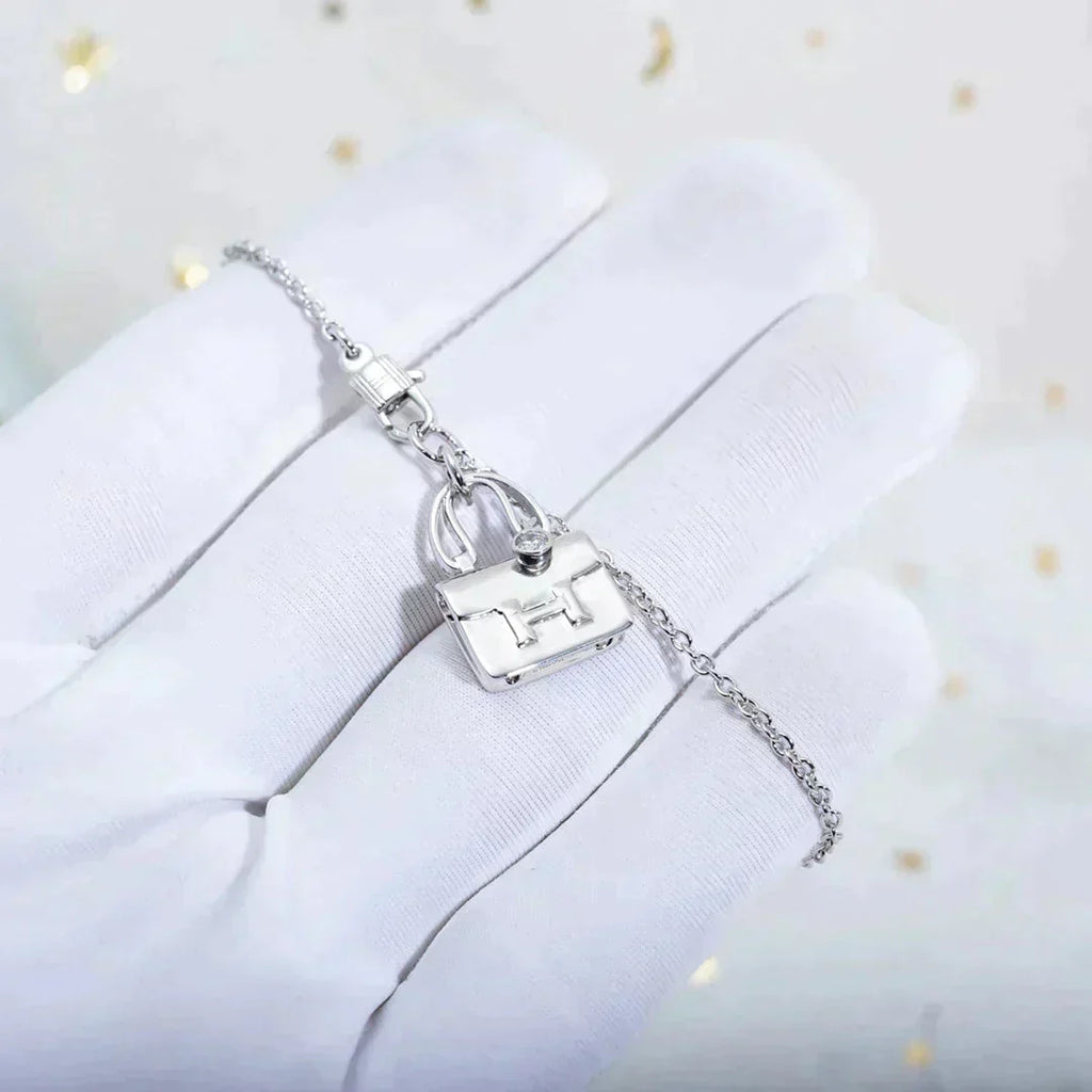 ¡®Lumi¡¯AMULETTE PEDANT SILVER NECKLACE