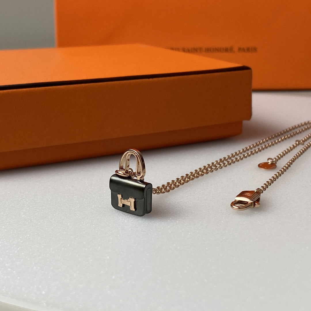 Lumi CONSTANCE SCHWARZER ANHÄNGER ROSÉGOLD KETTE