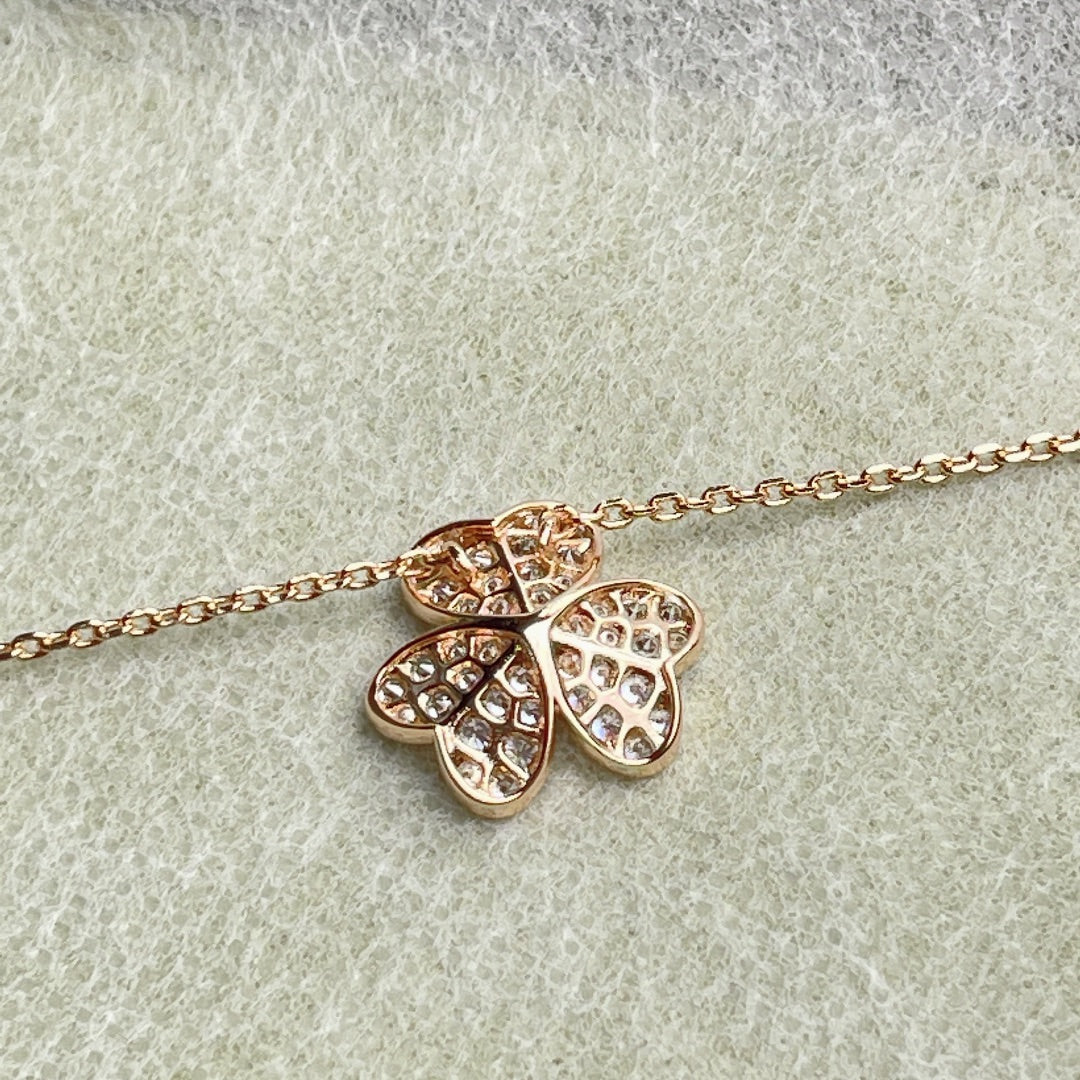 ¡®Lumi¡¯FLOWER DIAMOND NECKLACE