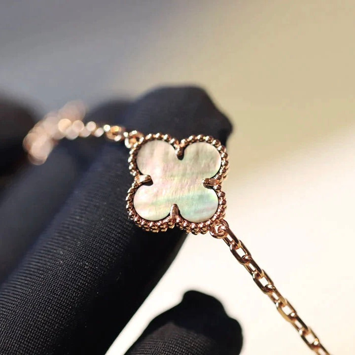 Lumi® CLOVER 20 MOTIFS DARK MOP DIAMOND NECKLACE