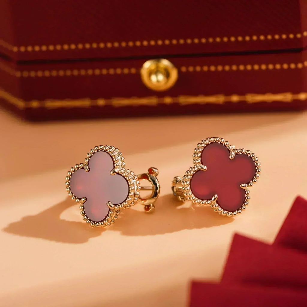 ¡®Lumi¡¯CLOVER MEDIUM 1 MOTIFS CARNELIAN  EARRINGS