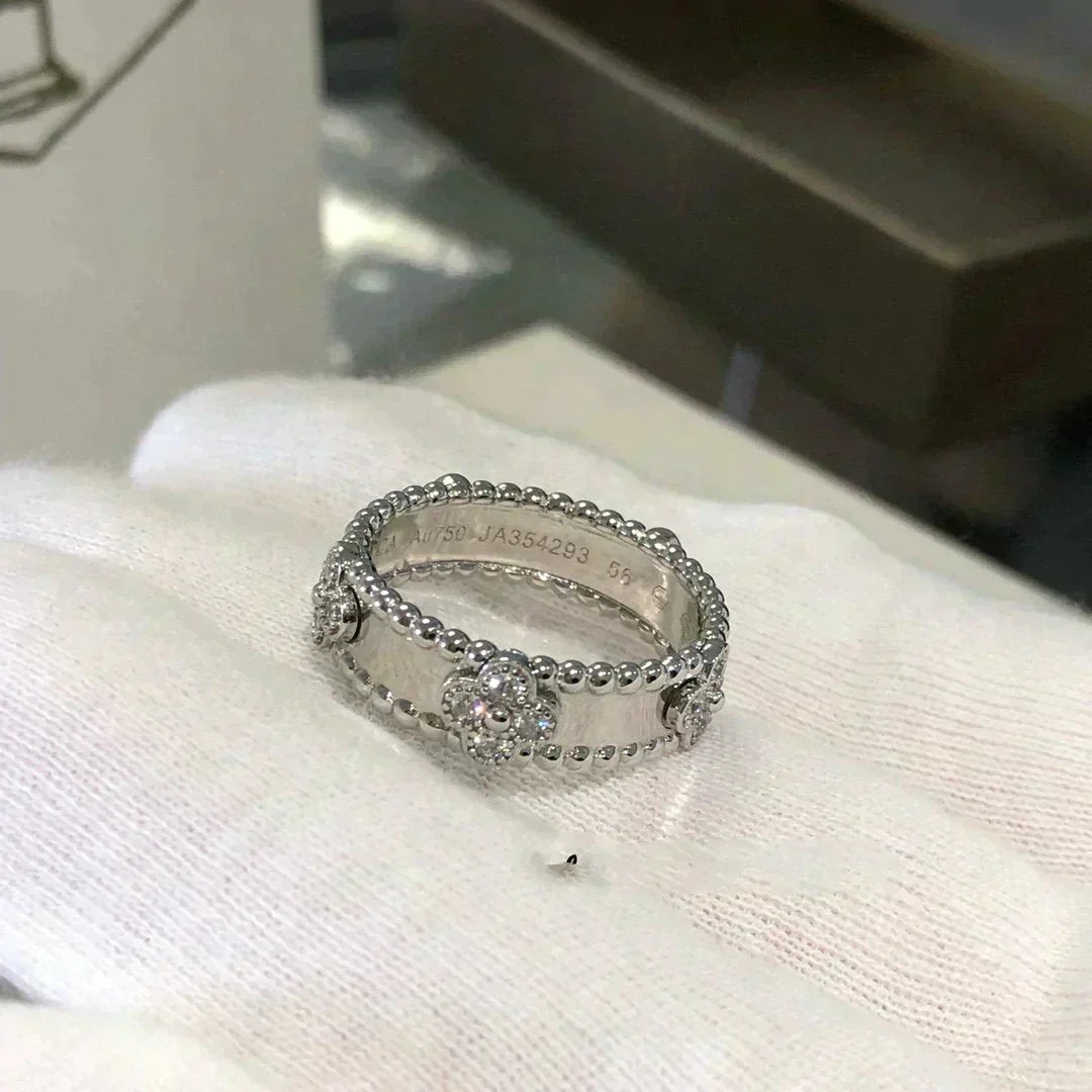 ¡®Lumi¡¯PERLEE DIAMOND RING