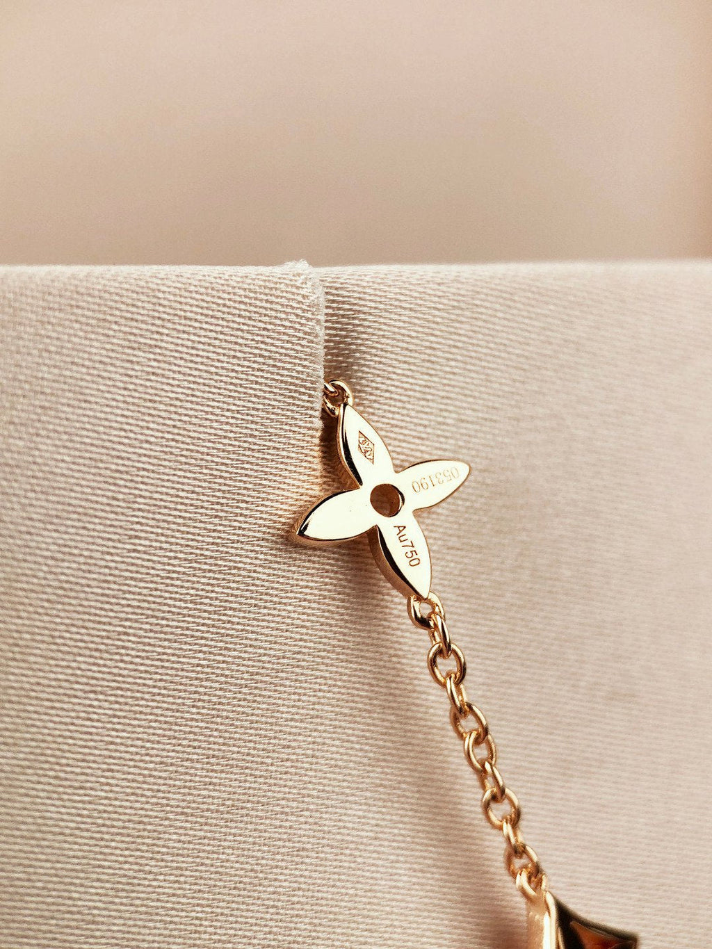 ¡®Lumi¡¯STAR AND SUN 7 MOTIFS GOLD BRACELET