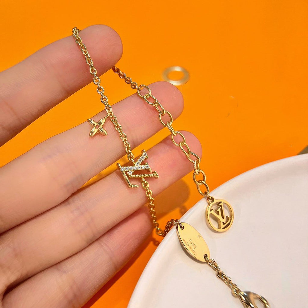 ¡®Lumi¡¯LOGO STAR MOTIF GOLD BRACELET