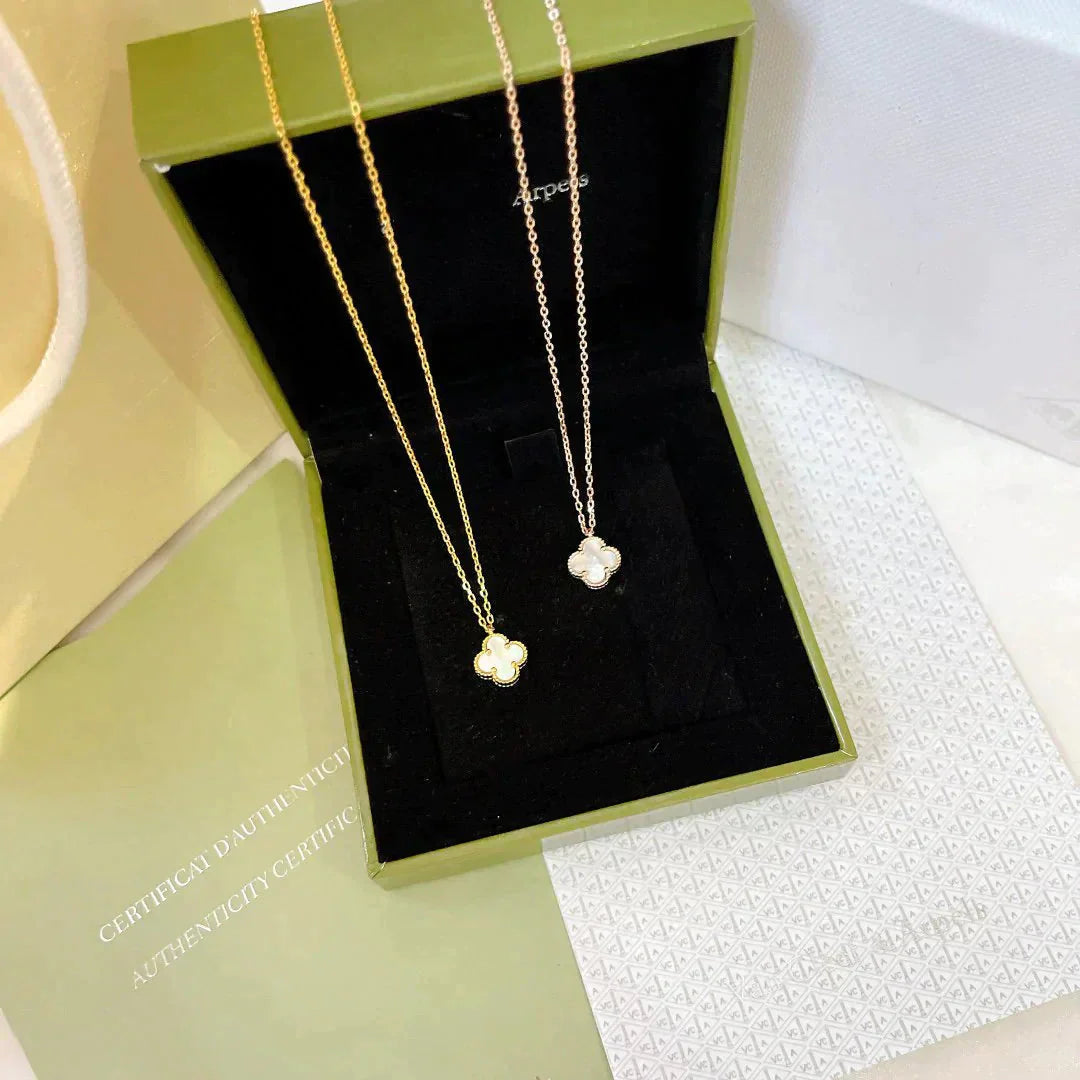 ¡®Lumi¡¯CLOVER MINI 9.5MM WHITE MOTHER-OF-PEARL NECKLACE