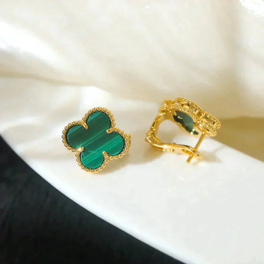 ¡®Lumi¡¯CLOVER MEDIUM 1 MOTIFS MALACHITE  EARRINGS