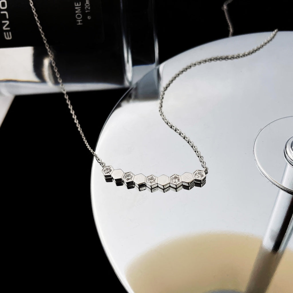 ¡®Lumi¡¯BEE MY LOVE DIAMOND NECKLACE
