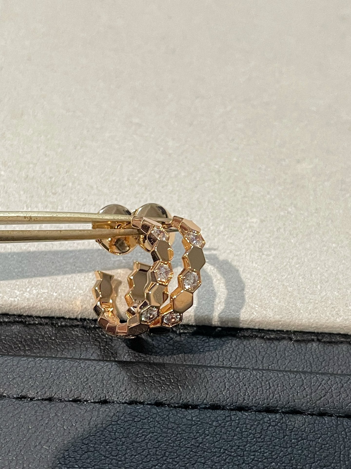 Lumi® BEE LOVE Ohrringe GOLD DIAMANT