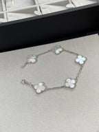 [Lumi jewelry]CLOVER WHITE PEARL MOP 5 MOTIF BRACELET COLLECTION