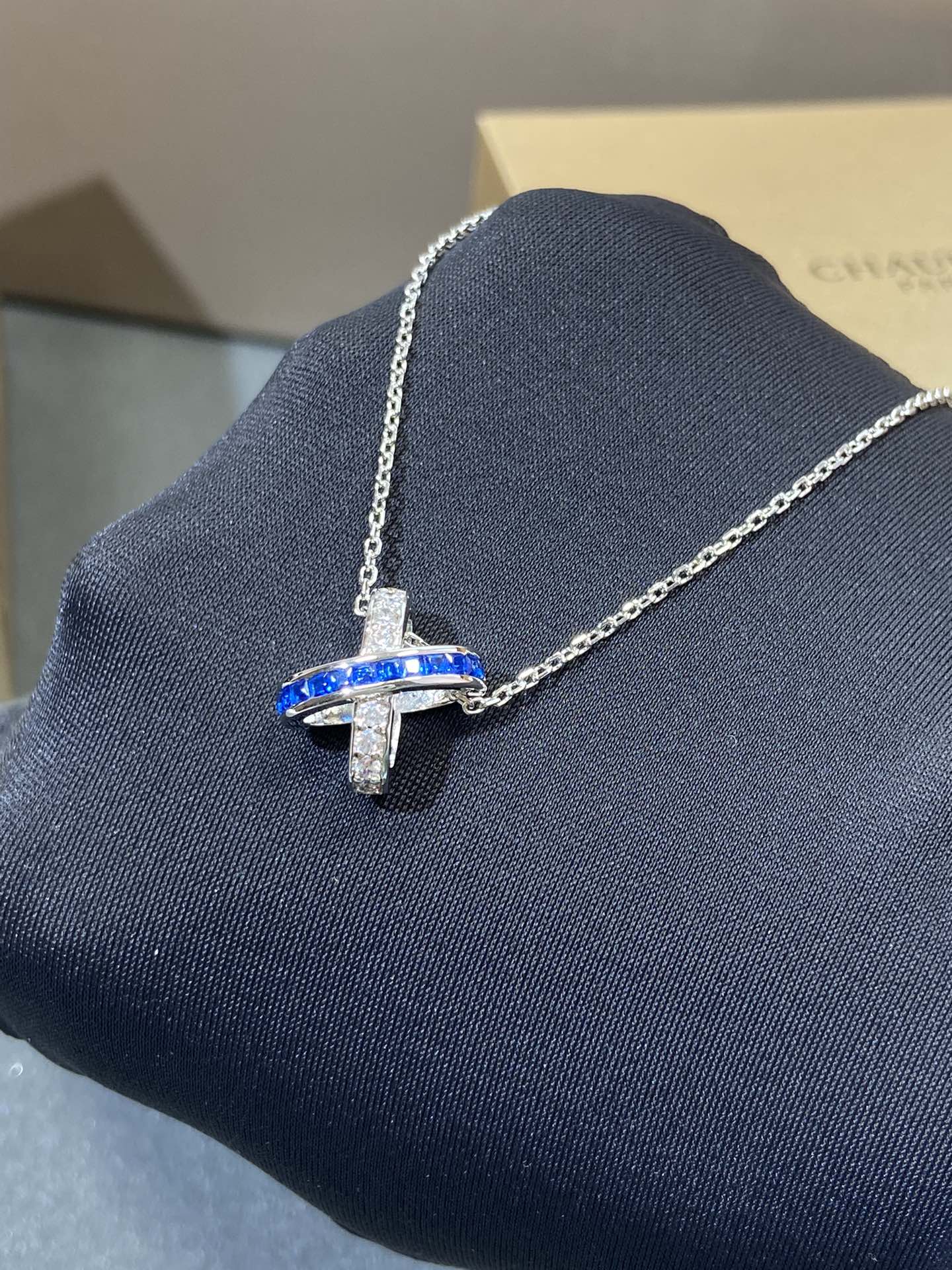 ¡®Lumi¡¯LIENS DIAMANT-SILBER-KETTE