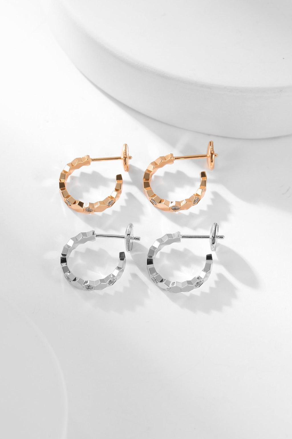 ¡®Lumi¡¯BEE LOVE DIAMOND HOOP EARRINGS