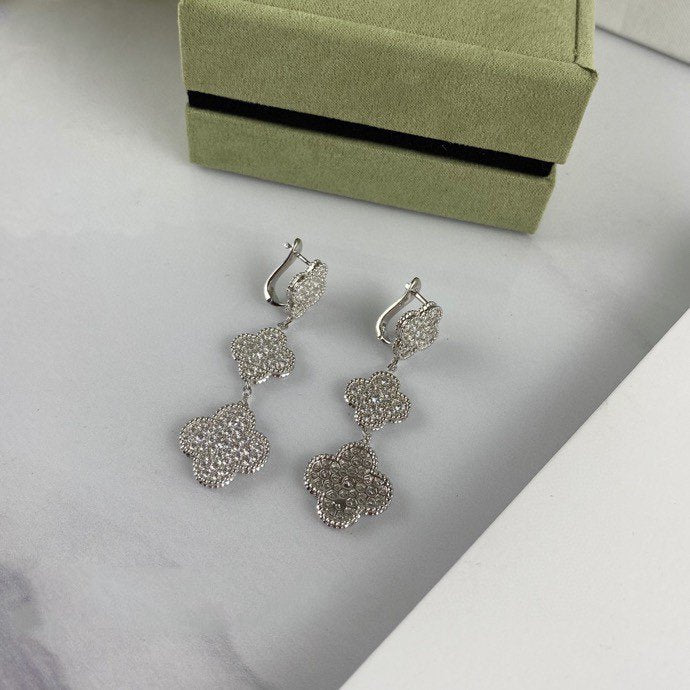 ¡®Lumi¡¯CLOVER 3 MOTIF DIAMOND SILVER DROP EARRINGS