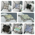 Lumi® Kleeblatt-Halskette mit 16 Motiven aus Chalcedon und Perlmutt