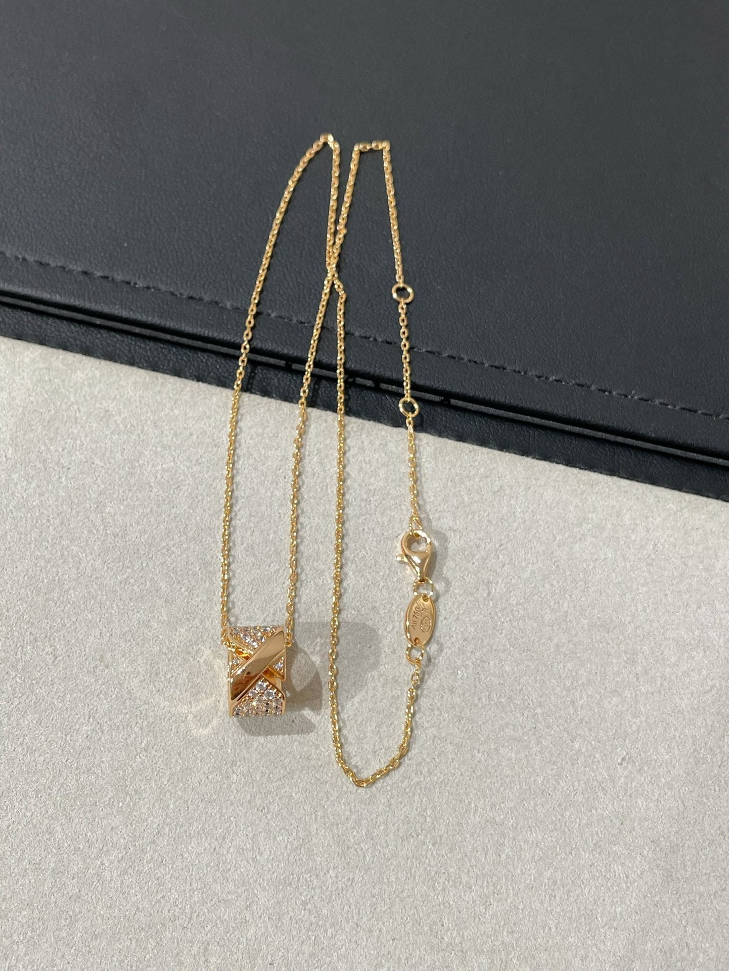 ¡®Lumi¡¯LIENS EVIDENCE DIAMANT-PAVED-KETTE