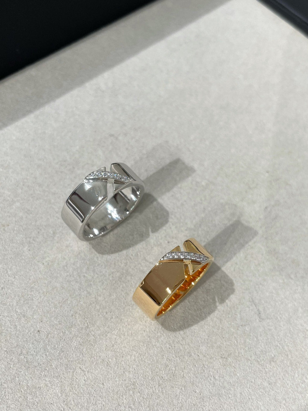 ¡®Lumi¡¯LIENS EVIDENCE DIAOMOND RING