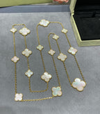 Lumi® Kleeblatt-Halskette mit 16 Motiven, weiß, mit Perlmutt- und Goldmuster