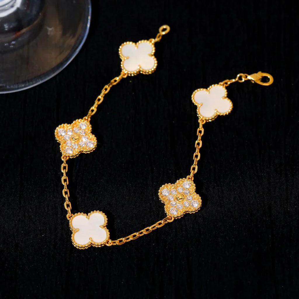 [Lumi] Neue Armbandkollektion CLOVER WHITE PEARL MOP 5 mit Motiven