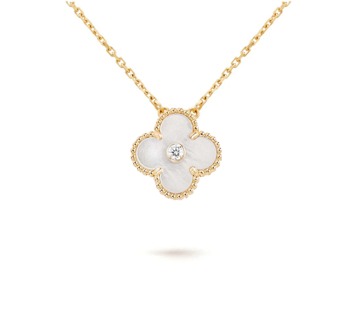 ¡®Lumi¡¯CHRISTMAS LIMITED EDITION NECKLACE COLLECTION
