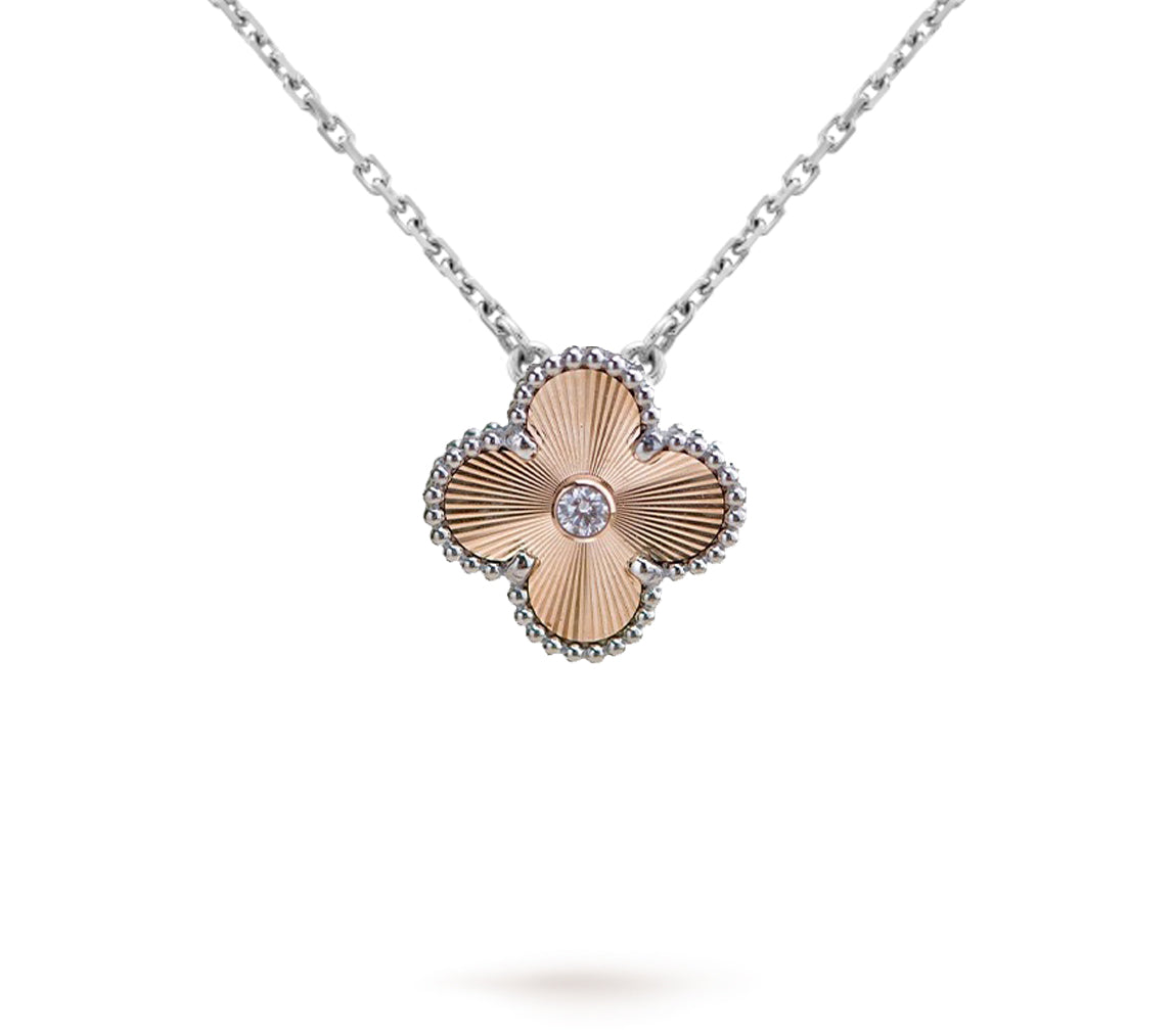 ¡®Lumi¡¯CHRISTMAS LIMITED EDITION NECKLACE COLLECTION