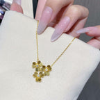 ¡®Imperial¡¯FRIVOLE ROSE GOLD FLOWER DIAMOND NECKLACE