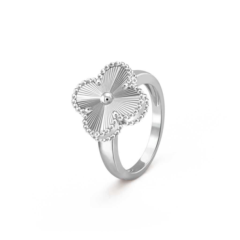 ¡®Lumi¡¯CLOVER SILVER RING
