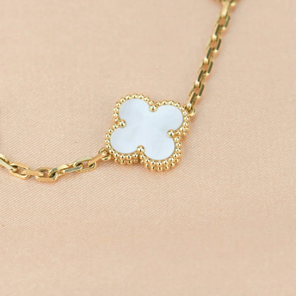 [Lumi] Neue Armbandkollektion CLOVER WHITE PEARL MOP 5 mit Motiven