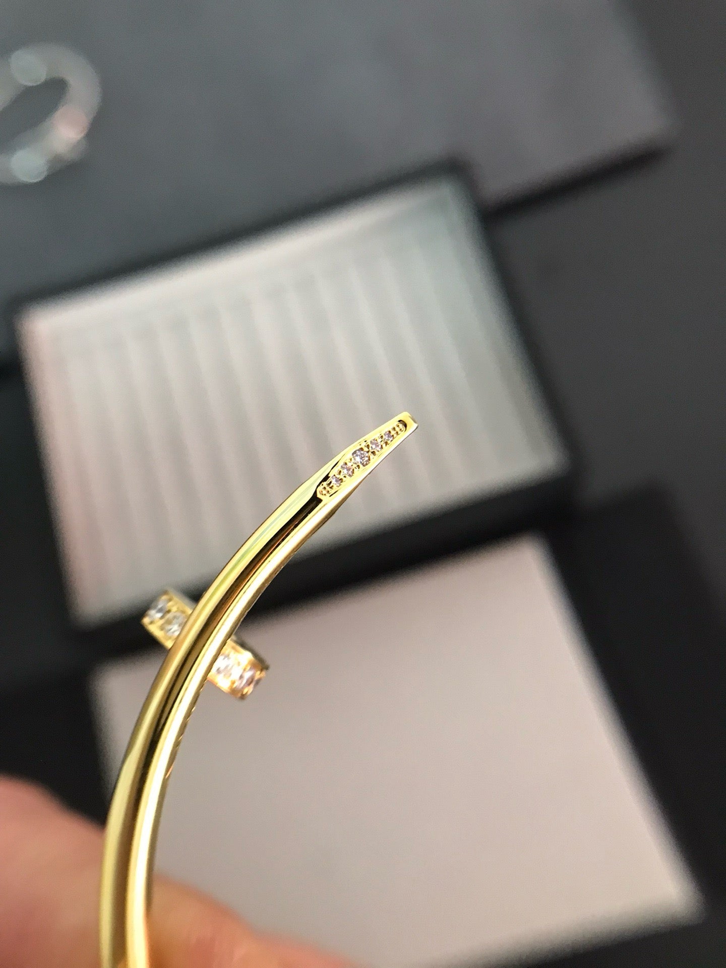 ¡®Lumi¡¯JUSTE BRACELET 3.5MM DIAMONDS