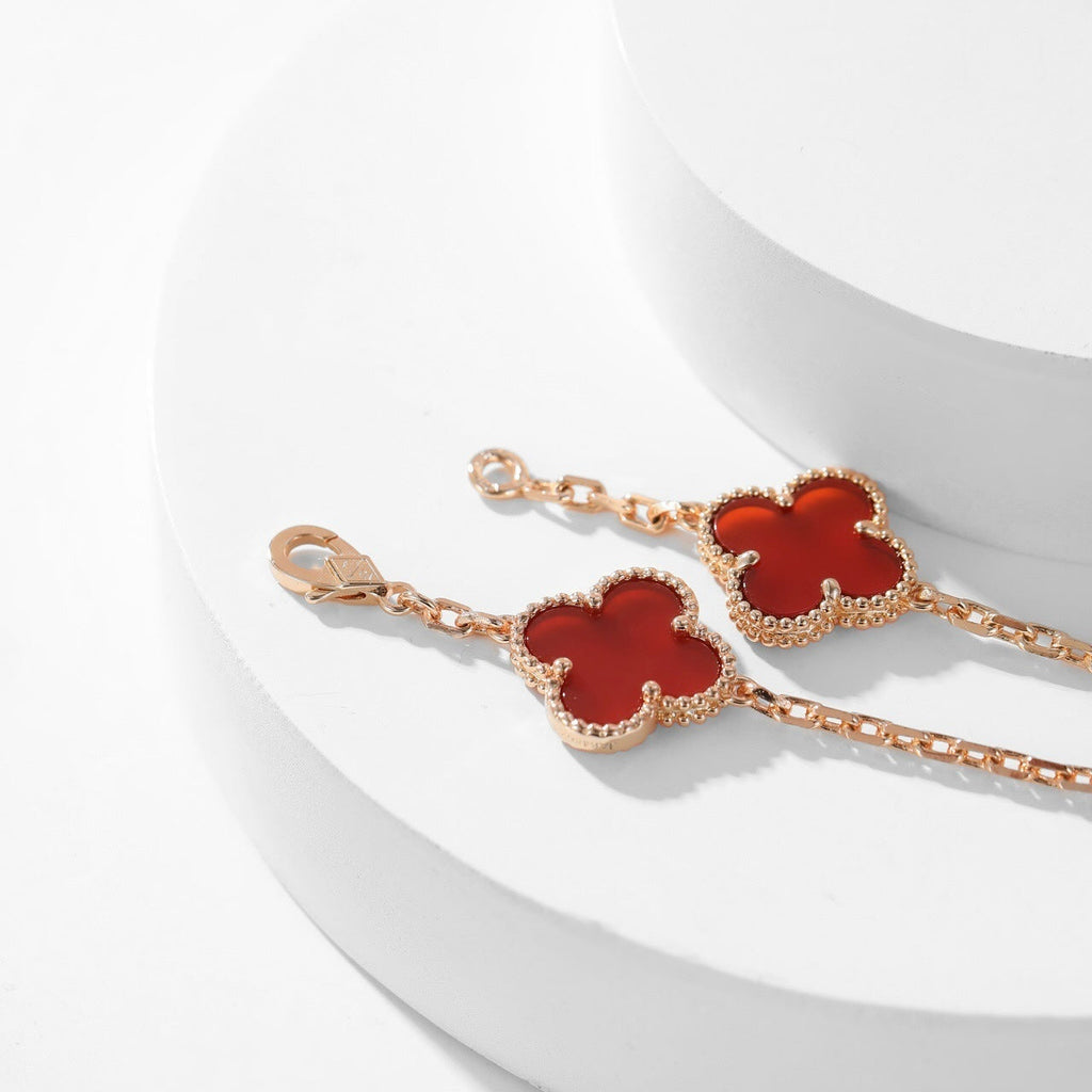 ¡®Lumi¡¯CLOVER 10 MOTIFS CARNELIAN NECKLACE