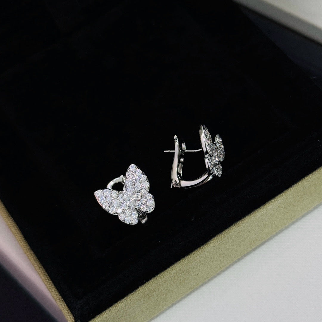 ¡®Lumi¡¯BUTTERFLY ALL DIAMOND EARRINGS