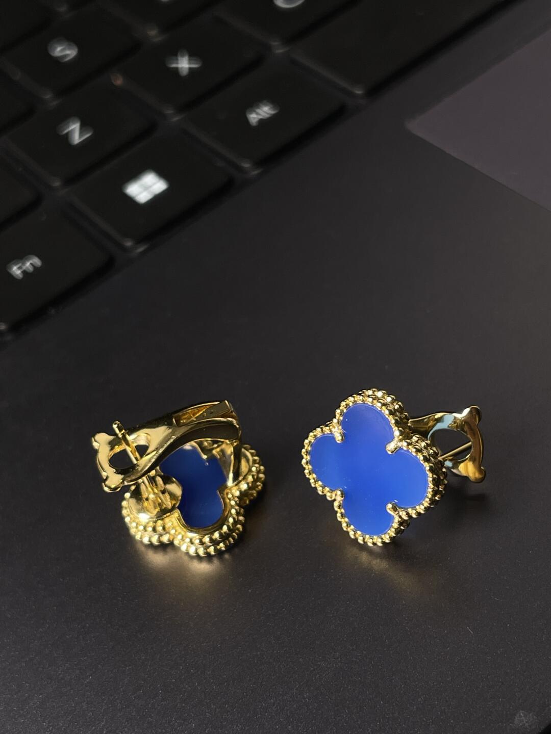 [Lumi] CLOVER LARGE (20mm) 1 MOTIFS BLUE MOP STUD EARRINGS