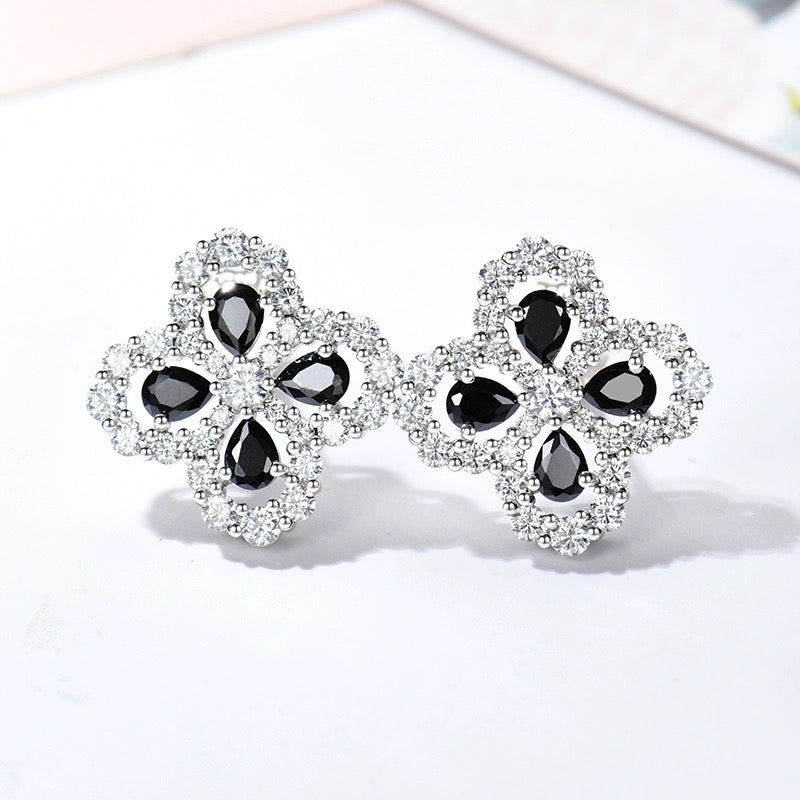 ¡®Lumi¡¯LOOP EARRINGS FULL MOTIF DIAMOND 16MM