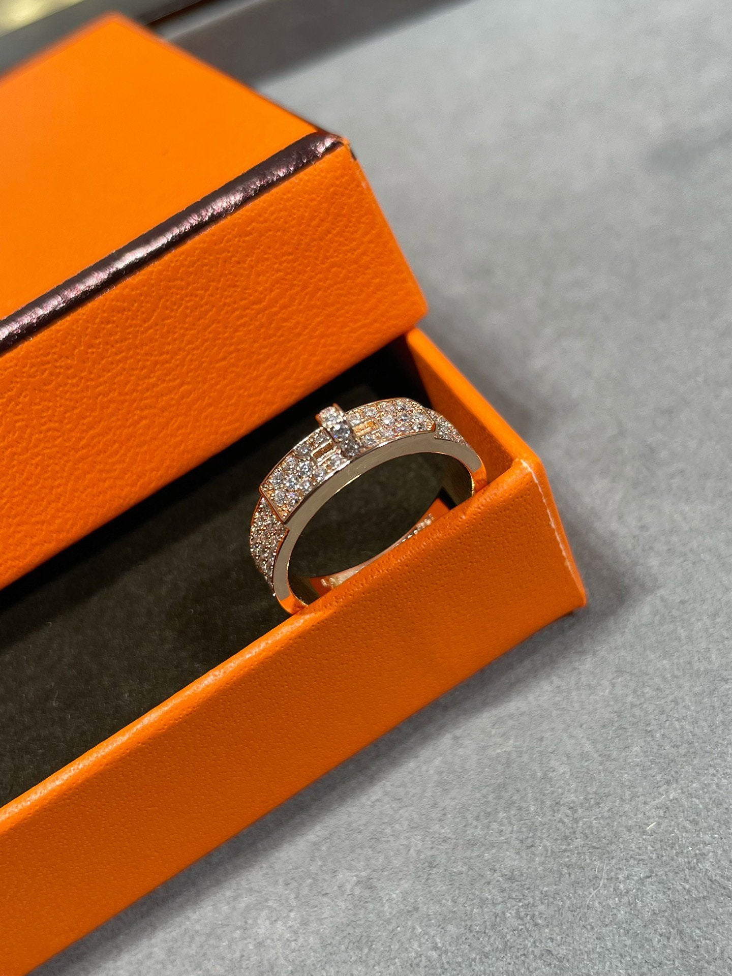 ¡®Lumi¡¯KELLY PINK GOLD DIAMOND RING