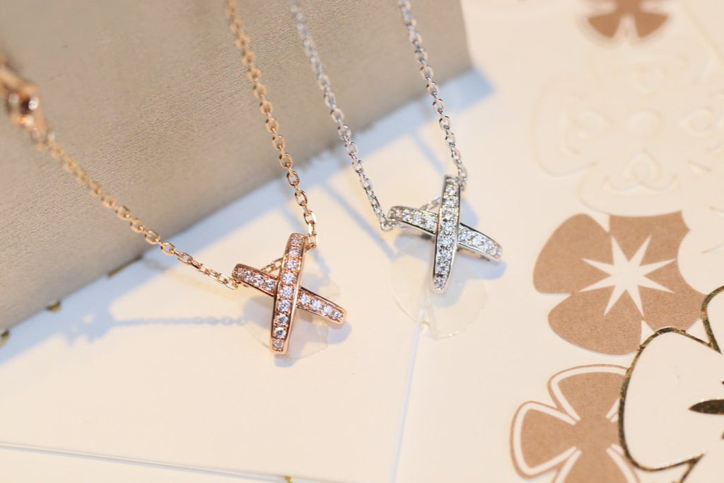 ¡®Lumi¡¯JEUX DE DIAMOND NECKLACE