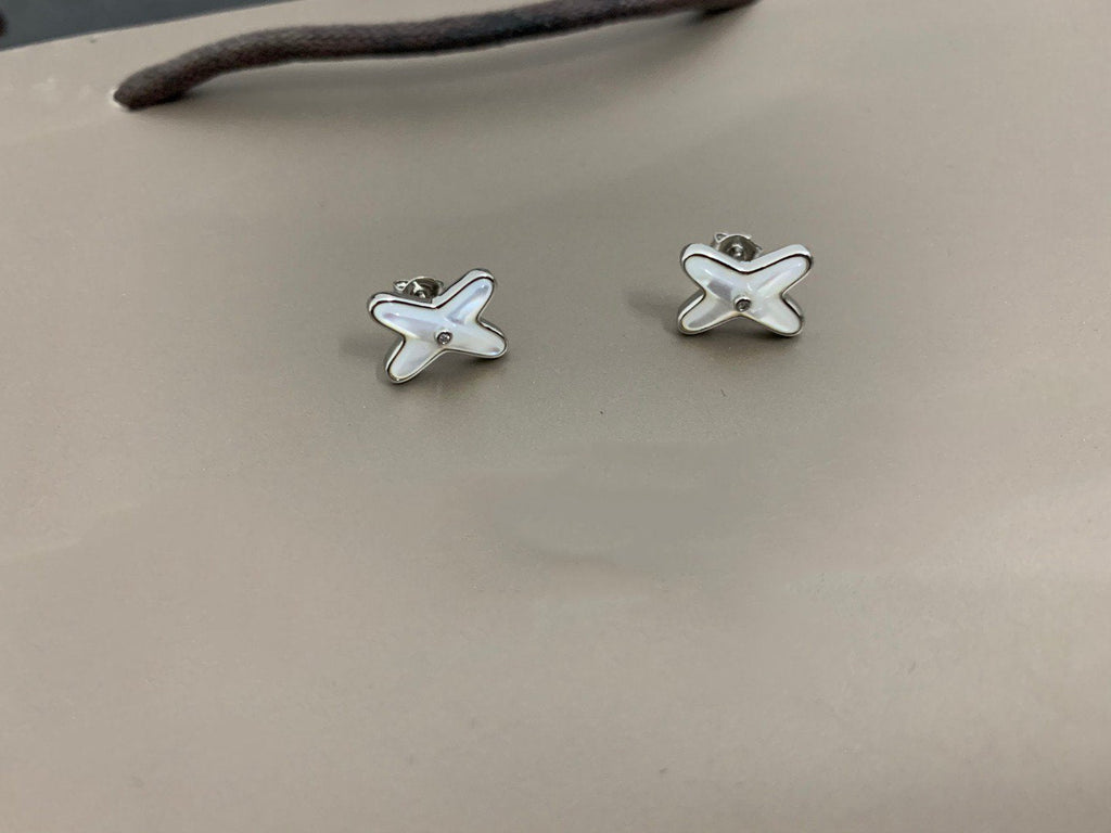 ¡®Lumi¡¯JEUX DE WHITE MOP SILVER DIAMOND EARRINGS