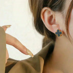 ¡®Lumi¡¯CLOVER MEDIUM 1 MOTIFS  ONYX STUD EARRINGS
