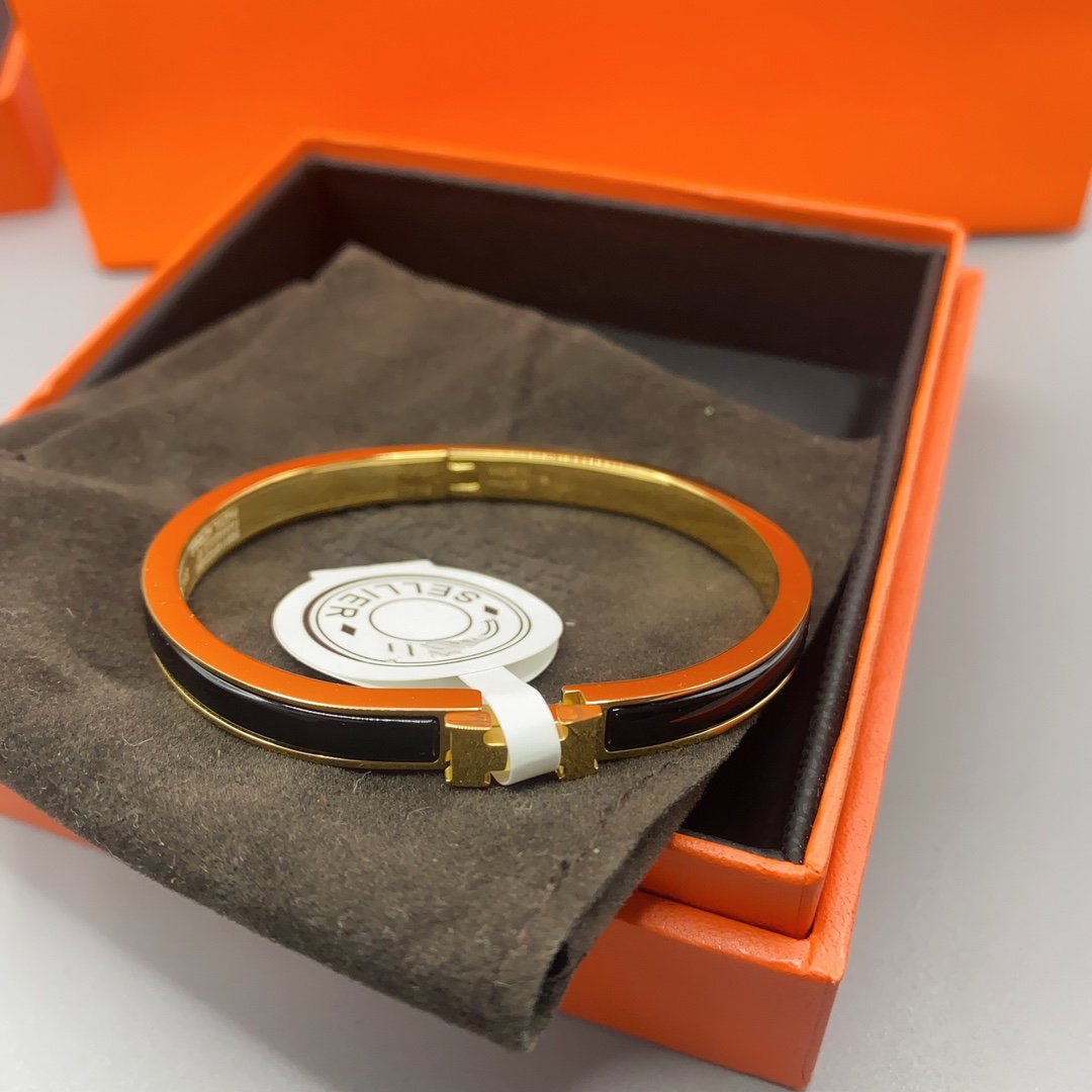¡®Lumi¡¯CLASSIC HM CLIC BLACK 8MM ENAMEL BRACELET