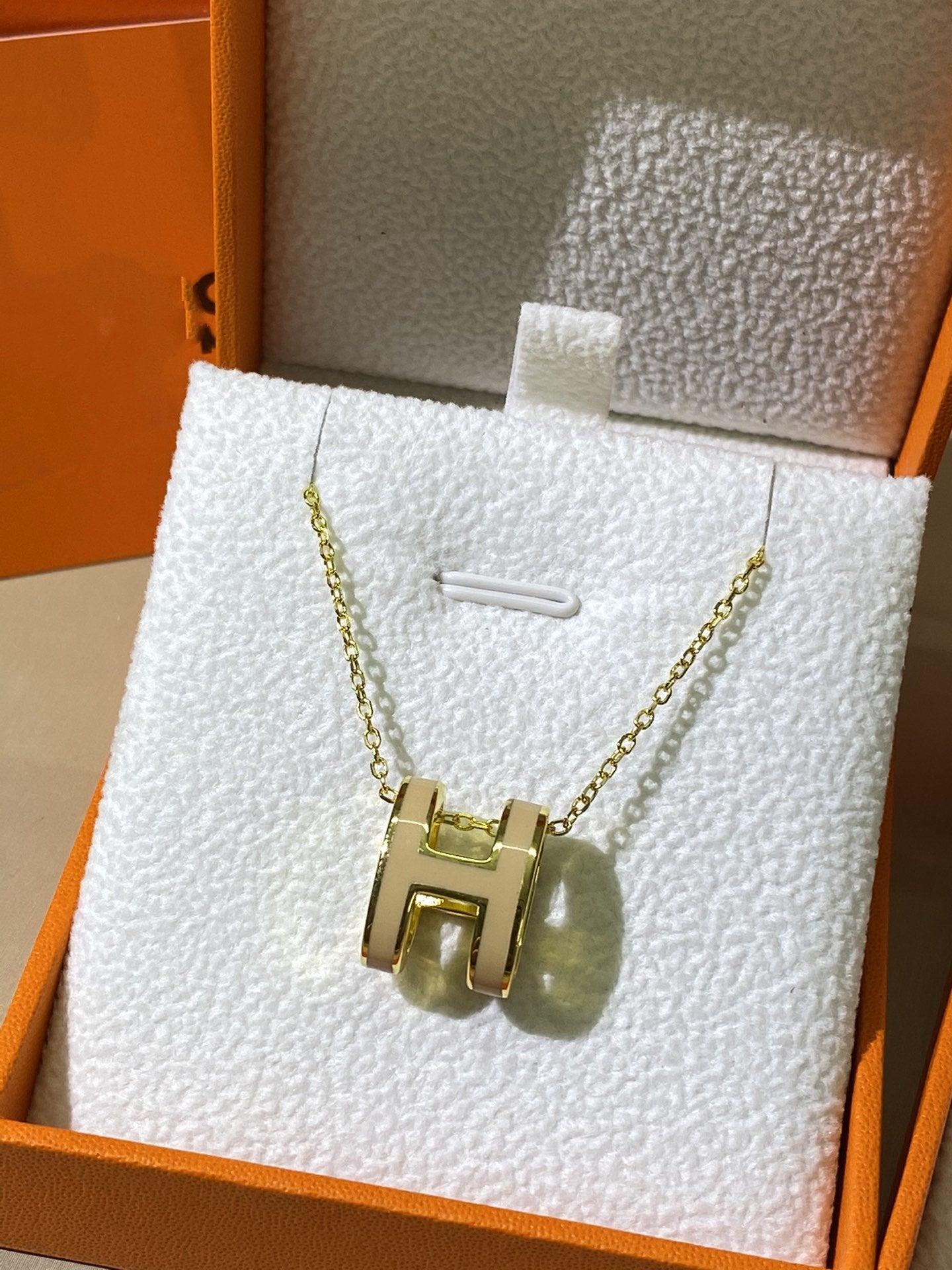 ¡®Lumi¡¯HM CLIC GELB EMAILLETTE GOLD-HALSKETTE