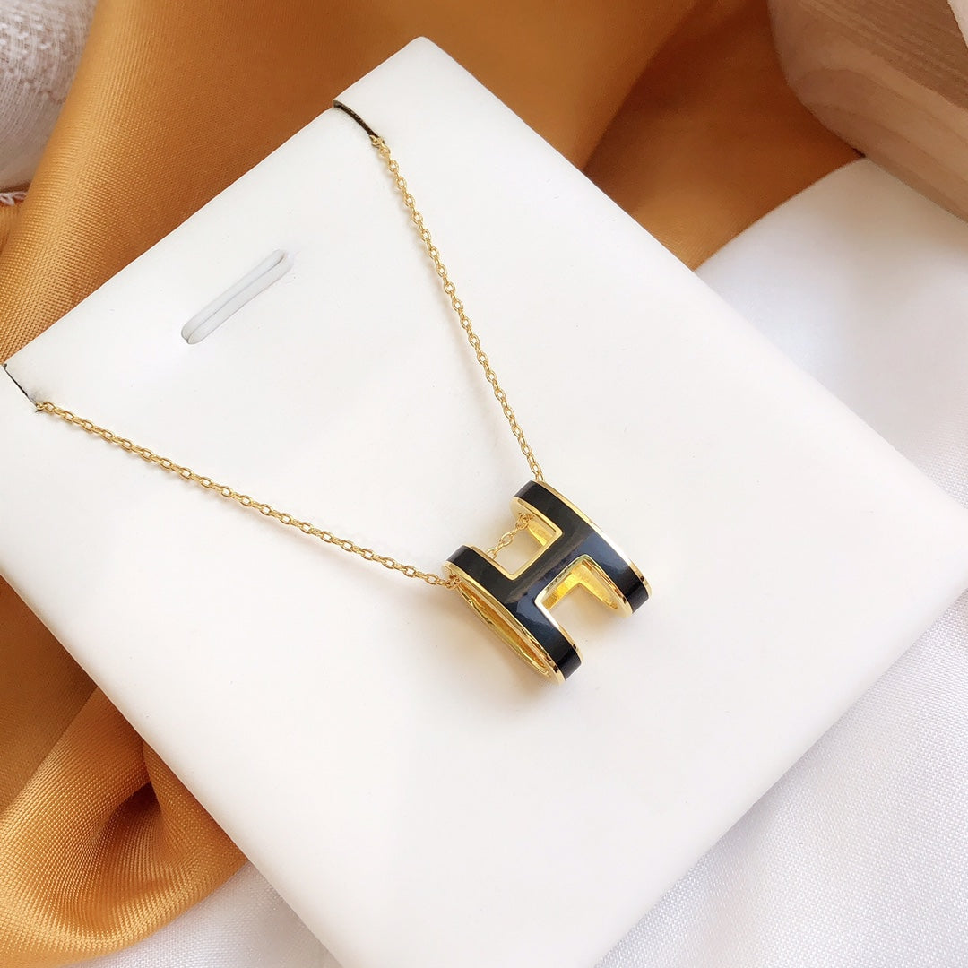 ¡®Lumi¡¯HM CLIC SCHWARZE EMAILLE-GOLD-KETTE