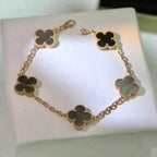 [Lumi] Neue Armbandkollektion „Clover 5 Motive Grau Mop“