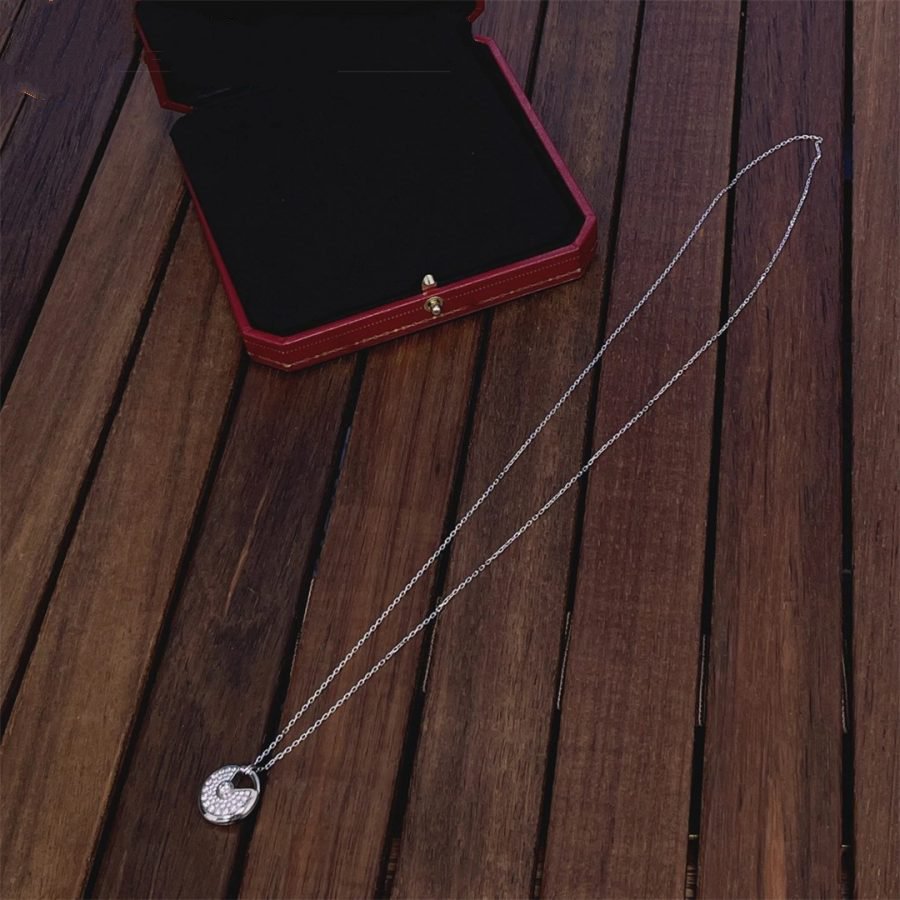 ¡®Lumi¡¯AMULETTE SILVER FULL DIAMOND NECKLACE