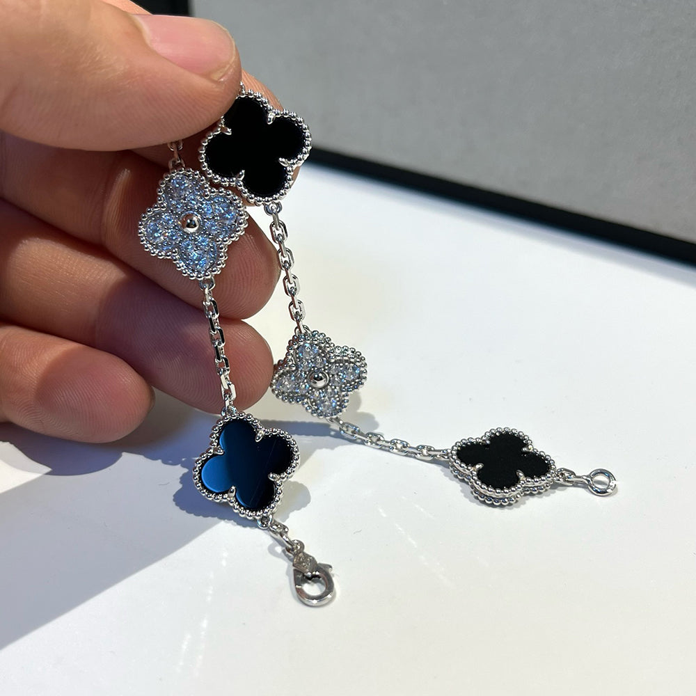 [Lumi jewelry] CLOVER 5 MOTIF ONYXS BRACELET COLLECTION