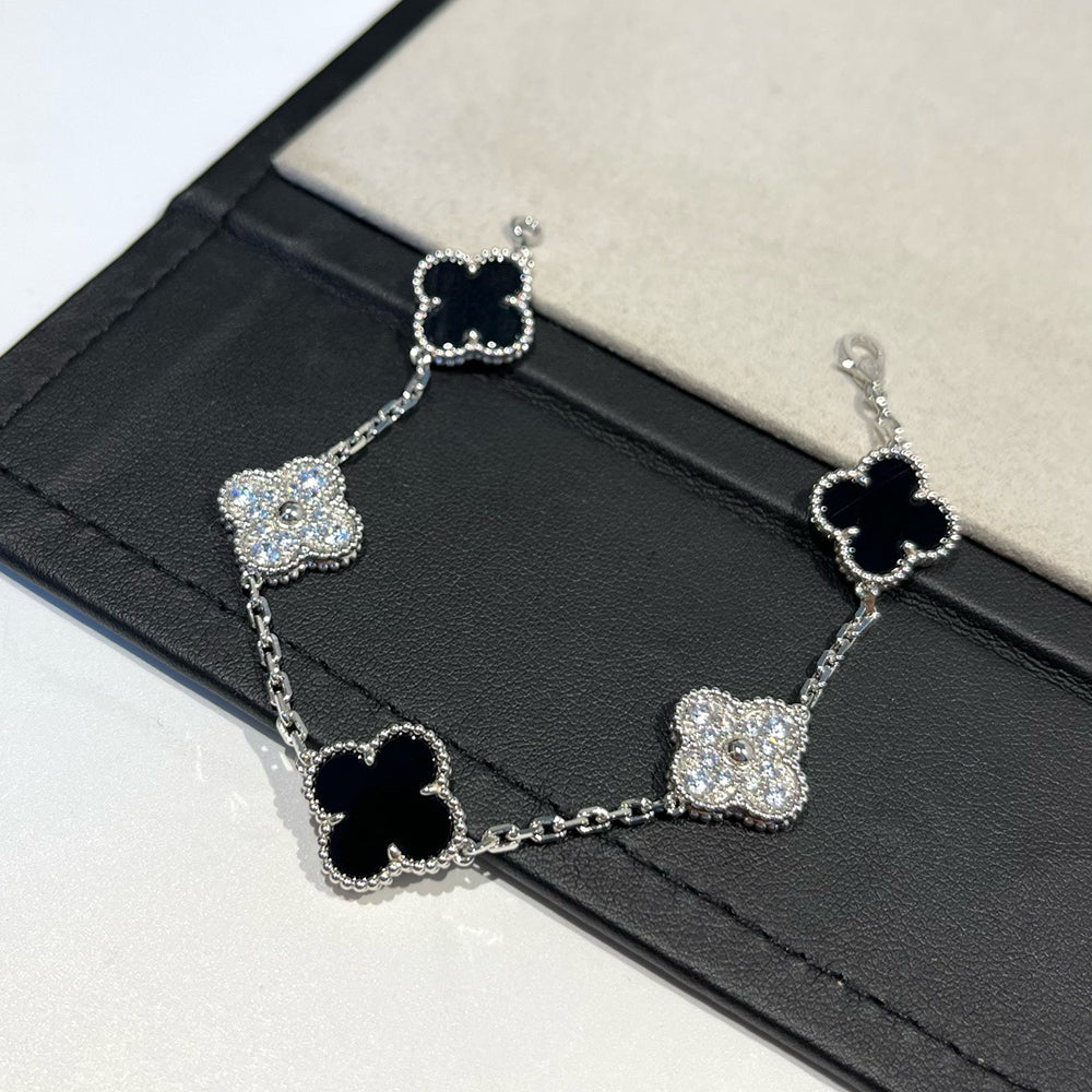 [Lumi] Neue CLOVER 5 MOTIF ONYXS ARMBANDKOLLEKTION