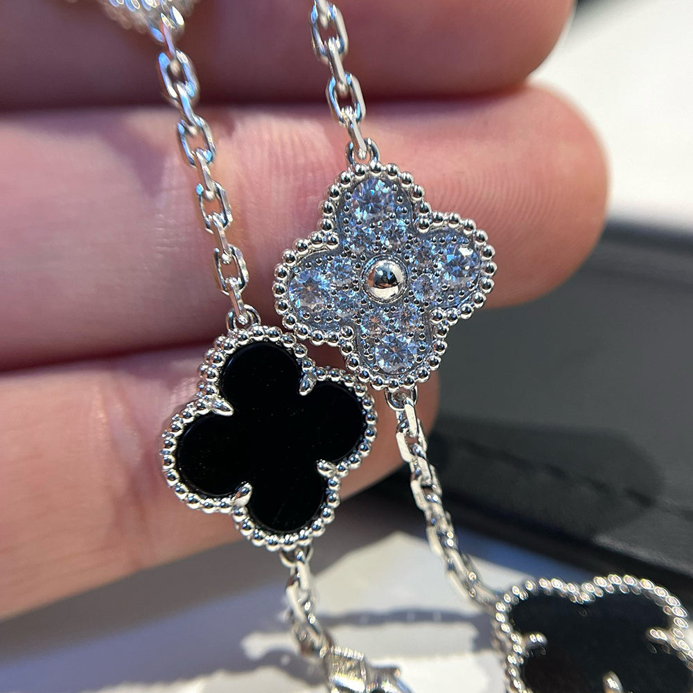 [Lumi jewelry] CLOVER 5 MOTIF ONYXS BRACELET COLLECTION