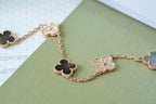 [Lumi] Neue Armbandkollektion „Clover 5 Motive Grau Mop“