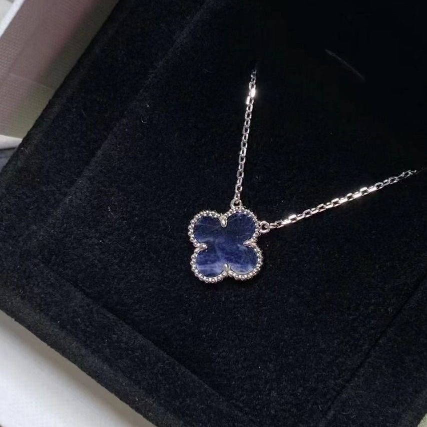 ¡®Lumi¡¯CLOVER 15MM PIETERSITE NECKLACE SILVER